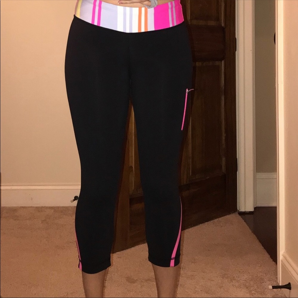 Great condition Lululemon crop leggings